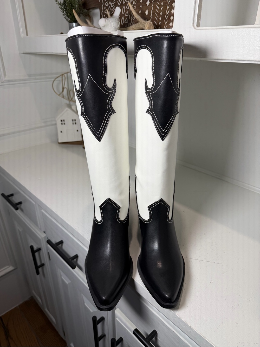 Zodiac Cowboy Boots Women's 8.5 Black White Leather Western Boots Colorblock - Picture 2 of 10
